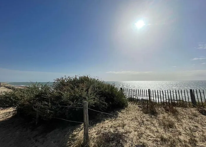 Appartement 2 Pièces Avec Loggia, à 200m De La Mer, 4 Couchages, Avec Tv Et Lave-linge Séchant - Fr-1-224c-213