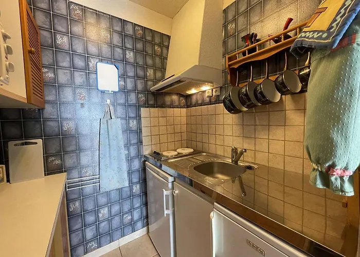 2 Pièces Avec Loggia, à 200m De La Mer, 4 Couchages, Avec Tv Et Lave-linge Séchant - Fr-1-224c-213 * Saint-Hilaire-de-Riez